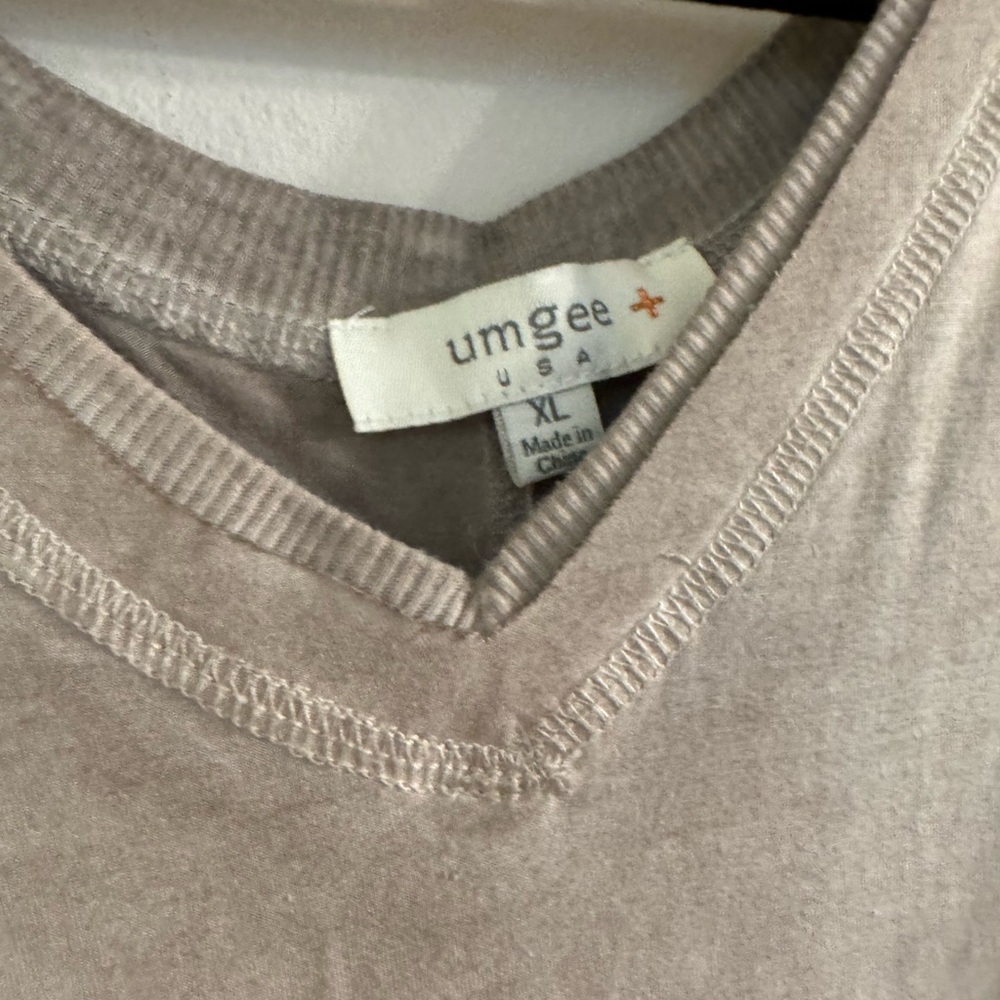 Umgee Tan V-Neck Tunic Top